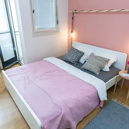 Apartment Ve Smeckach 27 Prag
